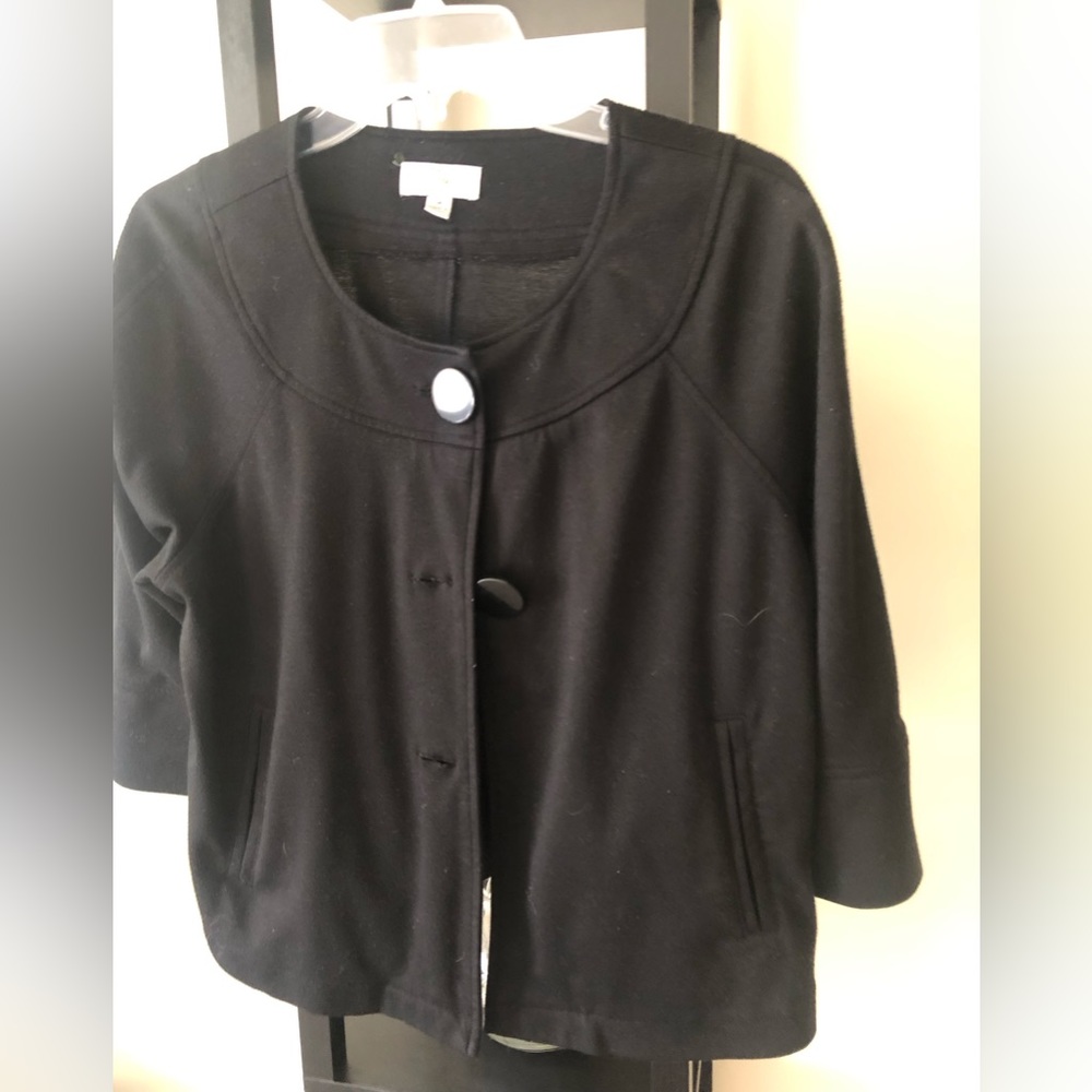 Woman black jacket